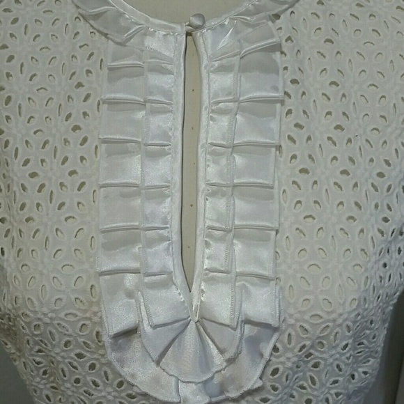 INC International Concepts Eyelet Top - Picture 4 of 6